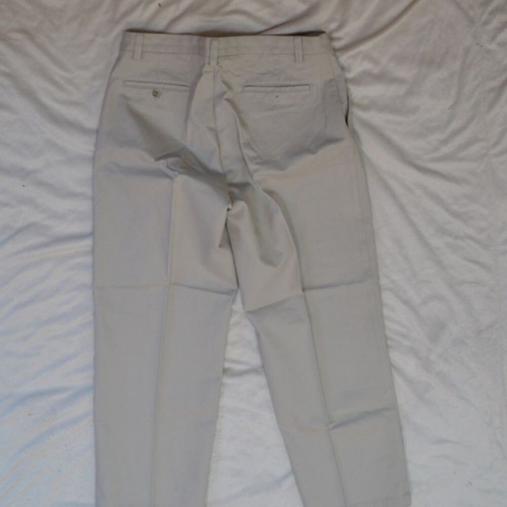 Dockers Light Beige Straight-Leg Pants | Sz 33x30 - Picture 5 of 5